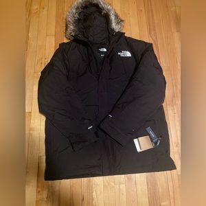 Black north face coat men’s extra-large